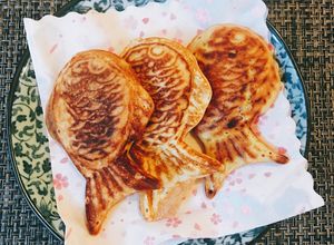 Hình của món Bánh Cá Taiyaki nhân hoa Anh Đào "Sakura paste"🌸-🌸.