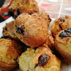Una foto de Muffin de avena coco y chocolate