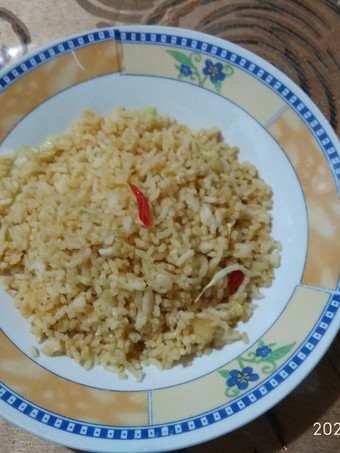 Bagaimana Membuat Nasi Goreng Kol, Lezat Sekali