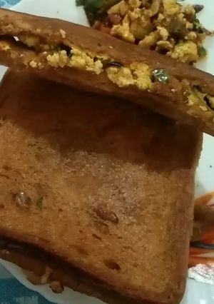 A picture of Paneer Sandwich.
