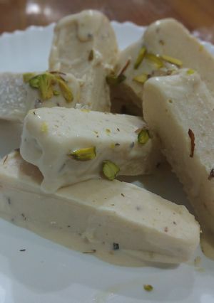 A picture of Shahi Kulfa|Homemade kulfa ice cream|Eid special |Ramadan specia.