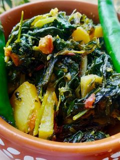 आलू मेथी फ्राई(Aloo methi fry recipe in Hindi) रेसिपी मुख्य फोटो