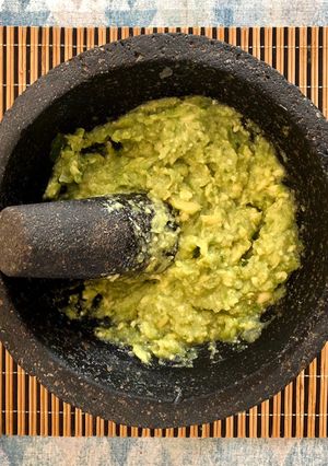 A picture of Chilango-Style Guacamole.