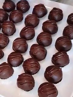 صورة لوصفة كرات البسكوت الفاخره ب 5 مكونات بس