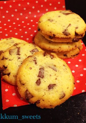 A picture of Aunt Stella-Style Chocolate Chip Cookies.