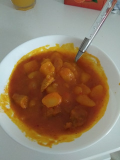 Una foto de Patatas guisadas con carne a lo andaluz