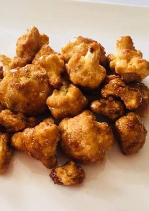 A picture of Honey garlic cauliflower.
