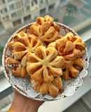 Bánh Khóm Hoa Mai
