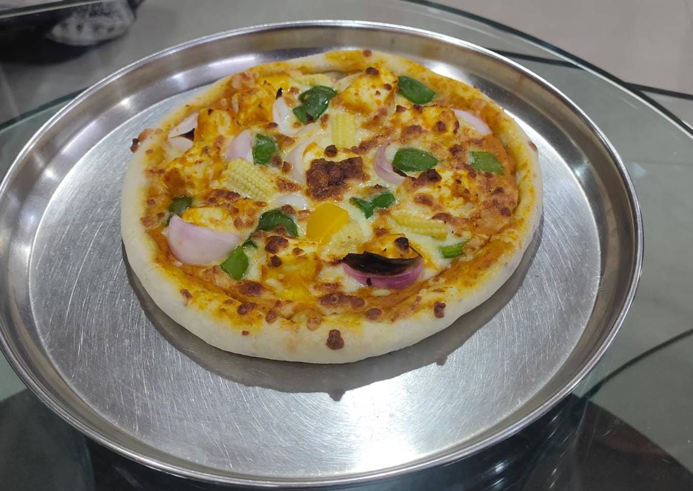 Paneer Makhani Pizza