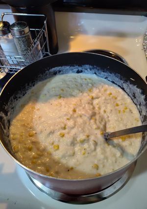 A picture of Chicken and sweet corn, potato chowder.