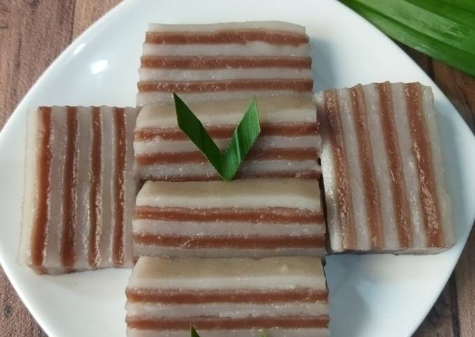 Resep Kue Lapis Tepung Beras N Tapioka Oleh Daniar - Cookpad