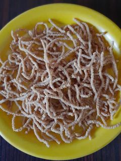 સેવ(Sev Recipe in Gujarati) રેસીપી મુખ્ય ફોટો