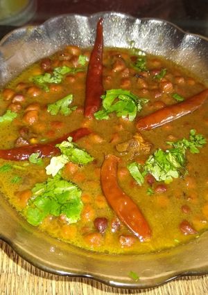 A picture of Black gram stew.