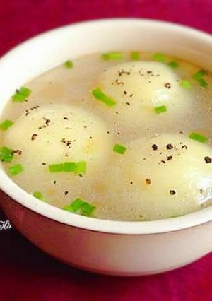 Hình của món Soup khoai tây viên nhân thịt.