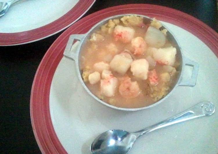 My Grandma Mofongo con Sopa de Mariscos