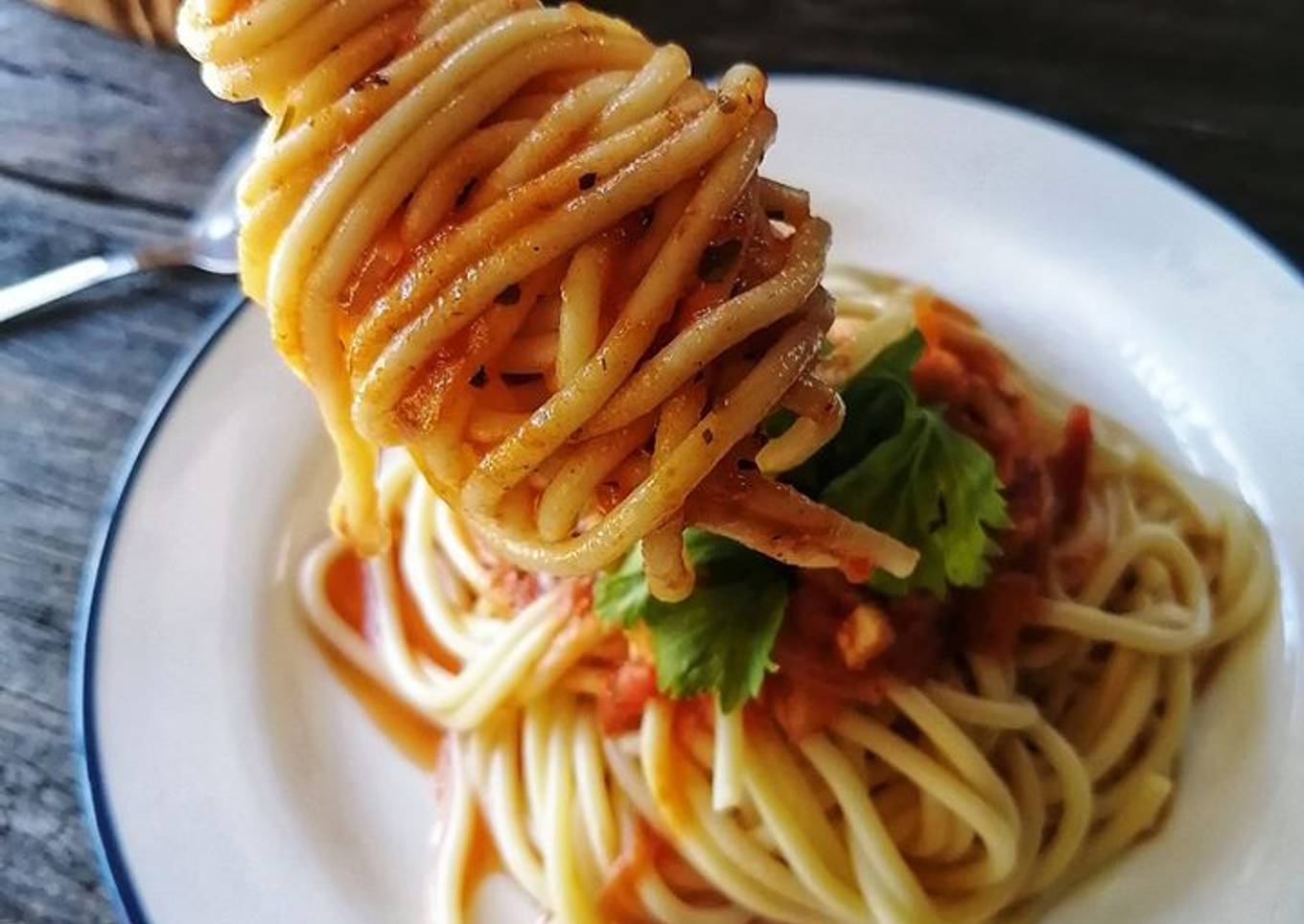 spageti dengan kelasi