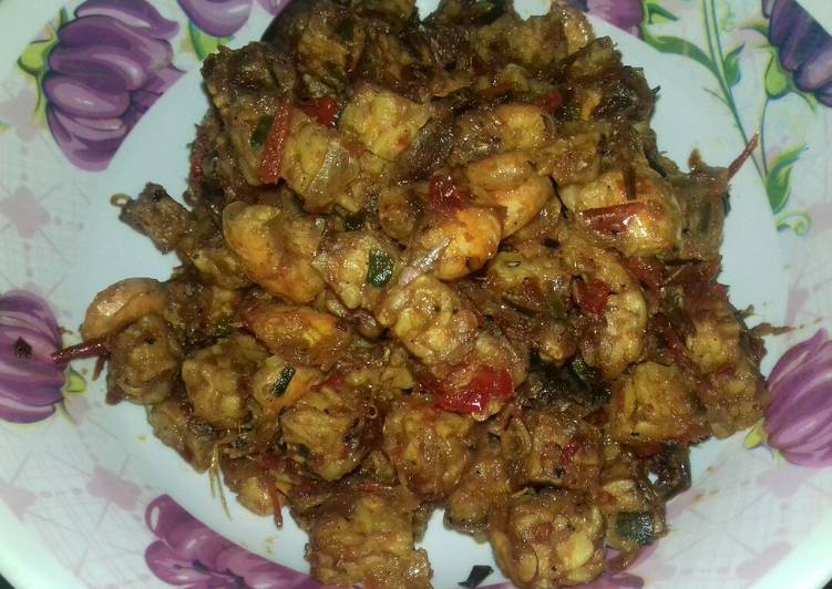 Sambal goreng udang dan tempe