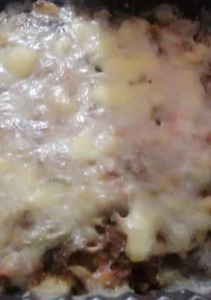 A picture of Mince rice pizza.