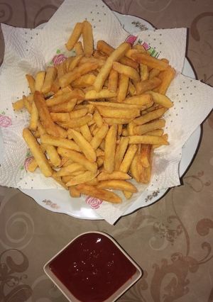 फ्रेंच फ्राइज़ (french fries recipe in Hindi) रेसिपी मुख्य फोटो