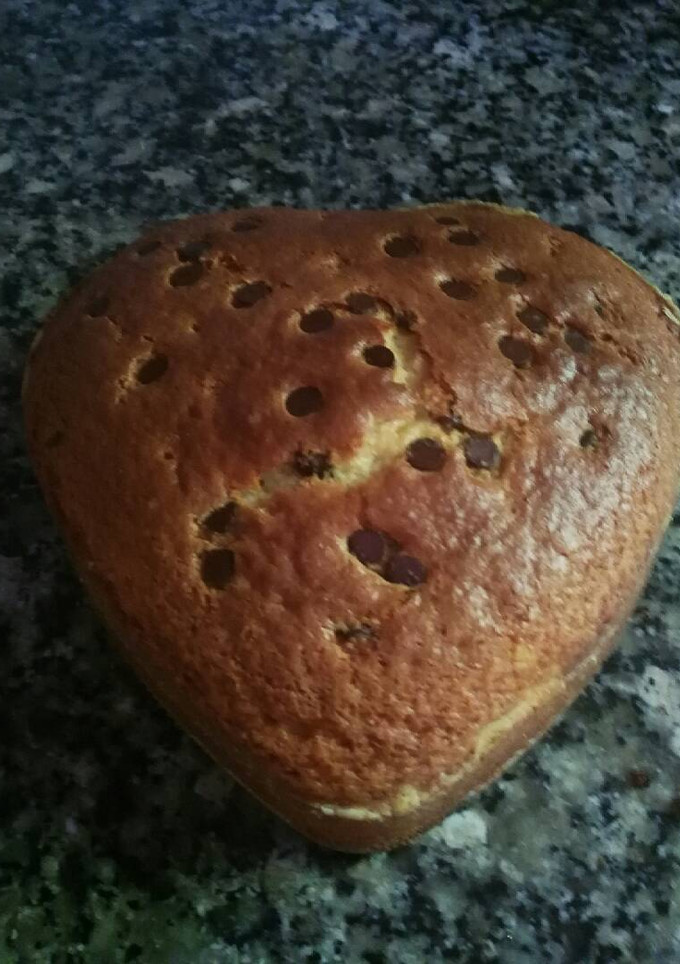 Una foto de Bizcocho yogurt con pepitas de chocolate