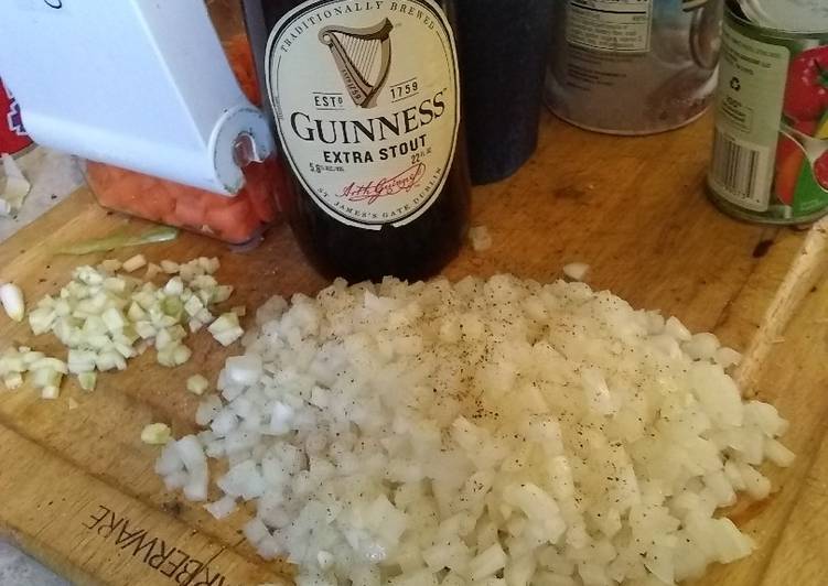 Simple Way to Prepare Homemade Steak &amp; Guinness stew