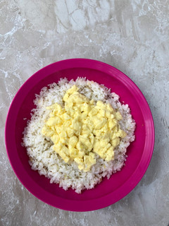 Foto resep Garlic Butter Rice and Scramble Egg