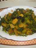 Bathua Saag With Pakora And Potato Curry