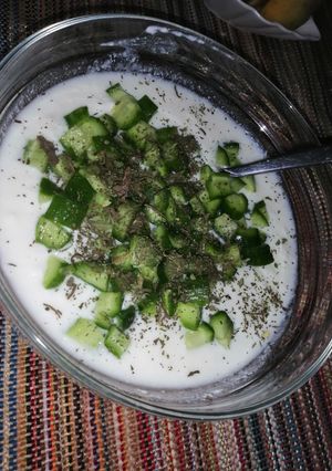 صورة لوصفة سلطة اللبن و الخيار