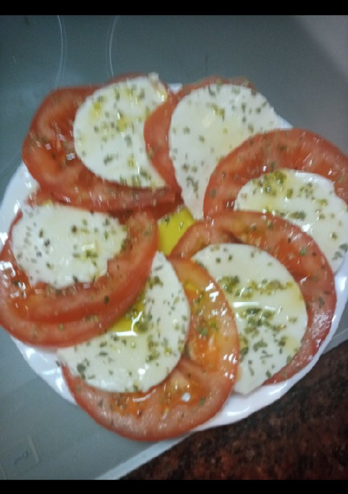 Una foto de Tomate con Mozzarella