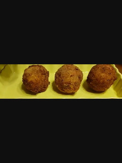 டீப் ஃபிரைட் ஐஸ்கிரீம்(Deep fried icecream)பொரித்த ஐஸ்கிரீம் செய்முறை முக்கிய புகைப்படம்