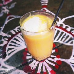 A picture of Mango milk shake.
