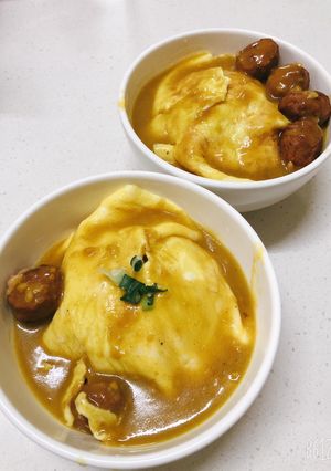 咖喱牛肉丸蛋包飯 的食譜成品照片