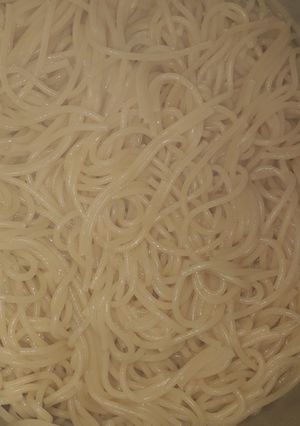 A picture of Fried spaghetti.