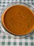 Sauce aux tomates, pesto, ail frais, soja et gingembre