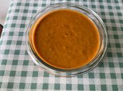 Une photo de sauce soja
