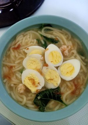 Foto resep Mie Godok Bayam (Menu keluarga dan MPASI 1+)