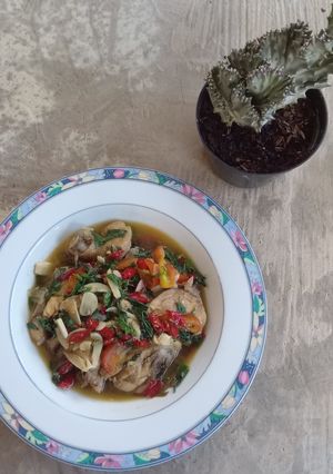 Foto resep Ayam Tumis Daun Kemangi