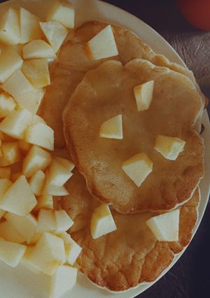 Una foto de Pankaques de banana🥞(sin huevos)🤭
