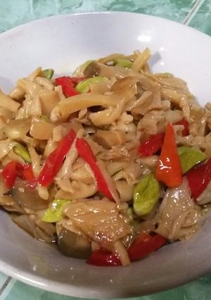 Foto resep Oseng Jamur Pete Pedas