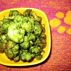A picture of Green Cauliflower fry.