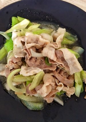 รูปของ ผัดหมูโชยุ