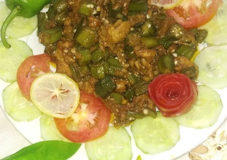 Easiest Way to Make Any-night-of-the-week Bhindi chicken