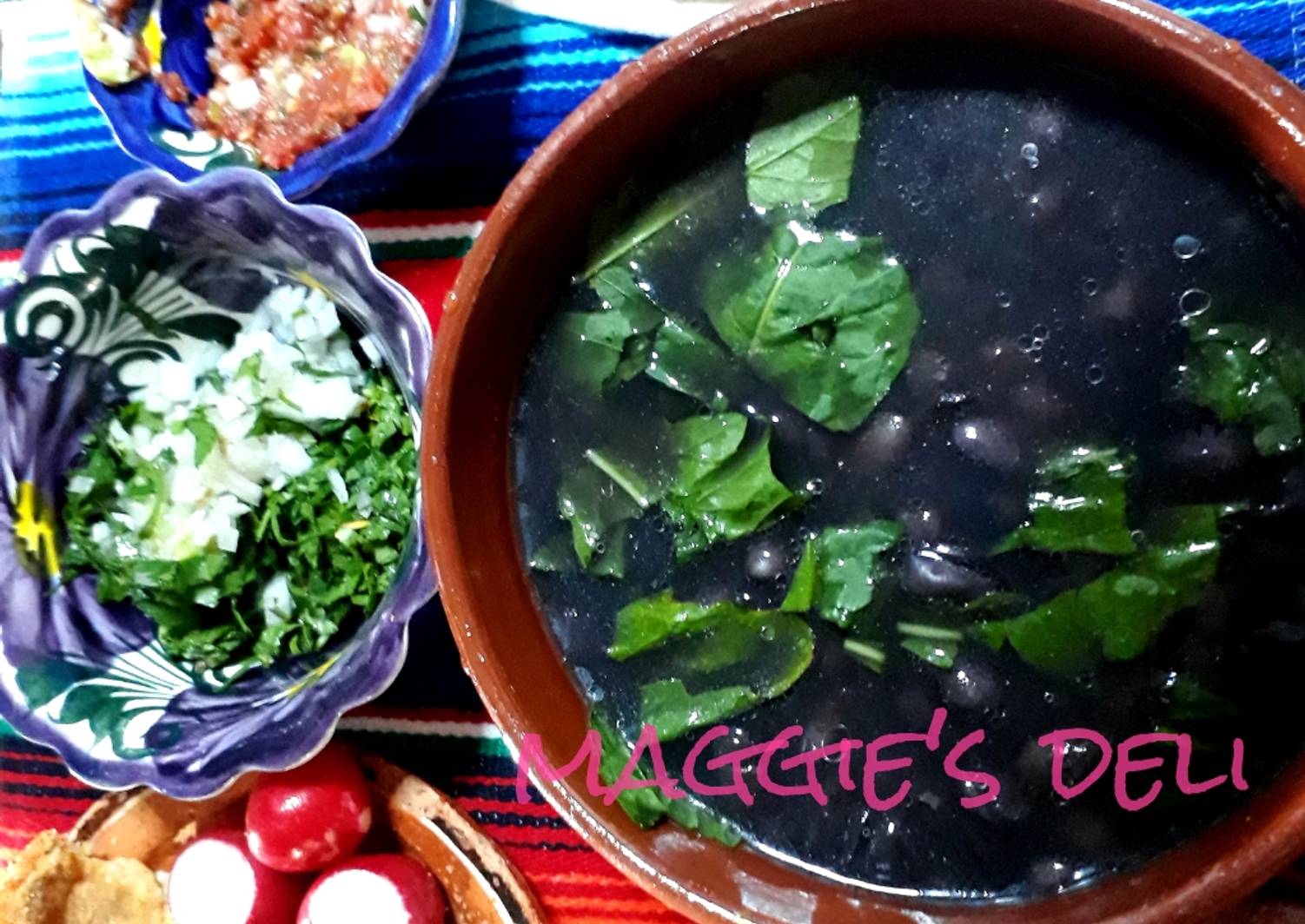 Frijoles negro con epazote en olla express Receta de Maggie Cookpad