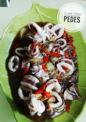 Foto resep Cumi item pedes