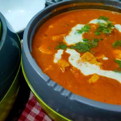 A picture of Paneer makhani.
