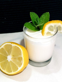 Una foto de Mousse de limón 🍋
