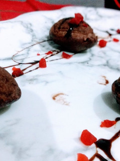 चॉकलेट मफिन्स इन अप्पे पैन (Chocolate muffins in appe pan recipe in hindi) रेसिपी मुख्य फोटो