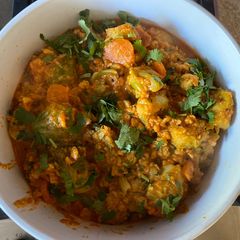 A picture of Cauliflower, carrots and Brussels sprouts curry.