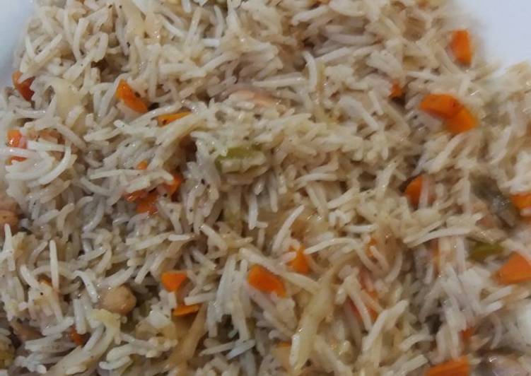 Steps to Prepare Perfect Chicken Veg Fried Rice