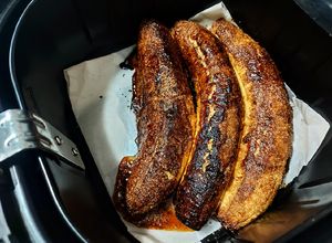 Una foto de PLÁTANOS🍌Maduritos Con Costra Dulce en Air-fryer...!😛